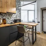 Apartment Avangard Hazova Ii