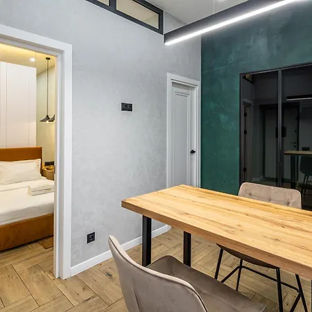 Avangard Hazova Ii * לבוב