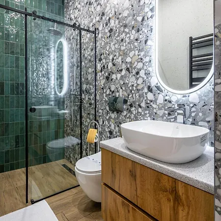 Avangard Hazova Ii Апартаменты Львов